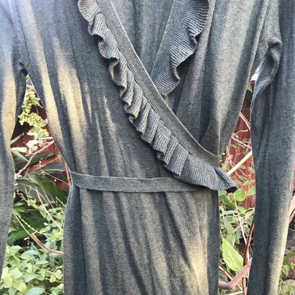 Hunter green wrap around dress - Picture 3 of 6